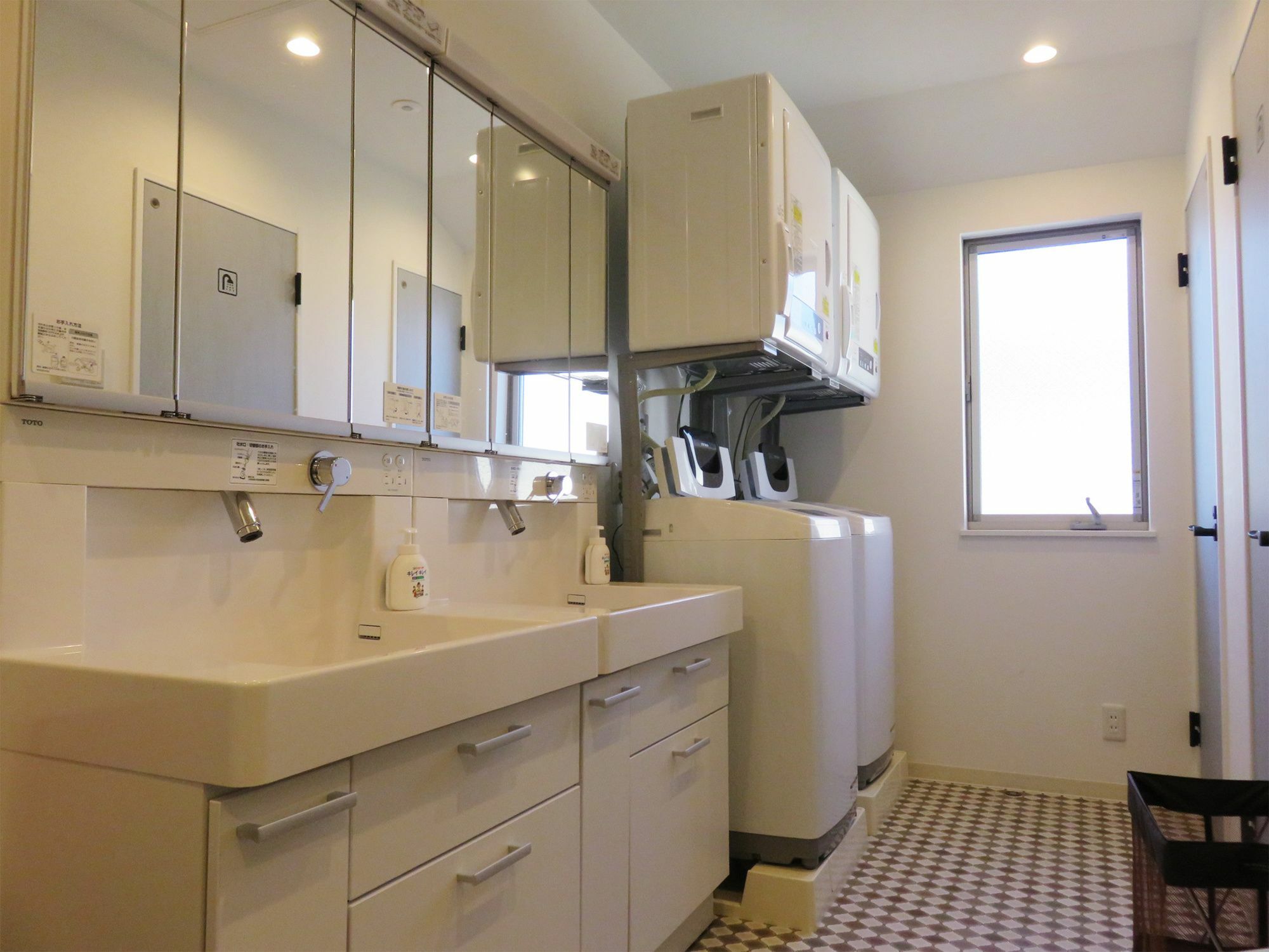 Hiromas Inn Chitose-Karasuyama Tokió Kültér fotó